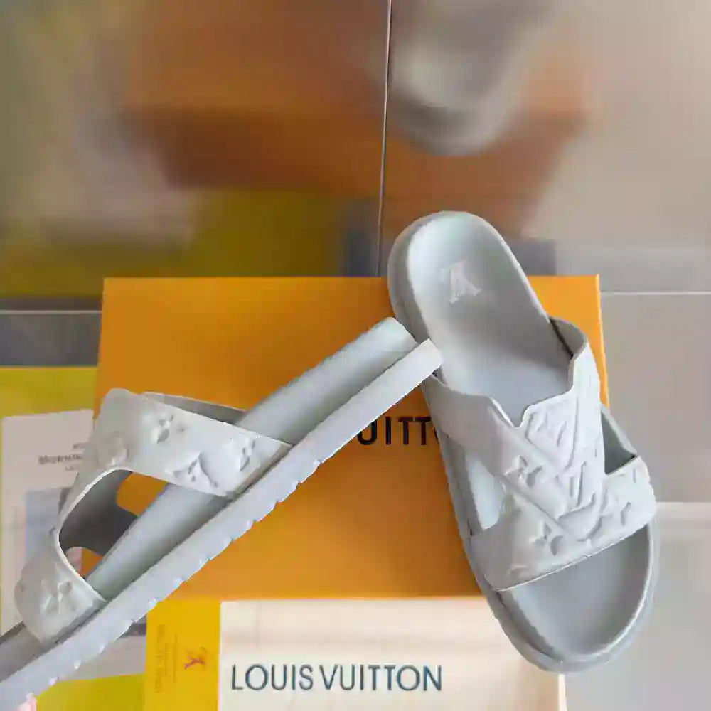 LV OASIS MULE IN WHITE – LVSD063