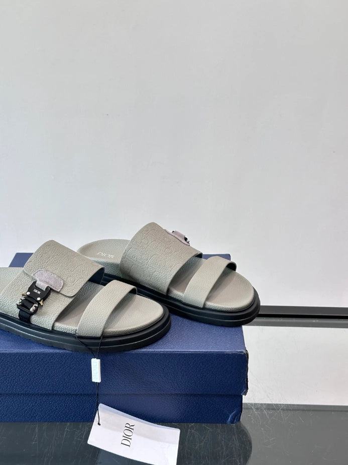 DIOR AQUA SLIDE – DS047