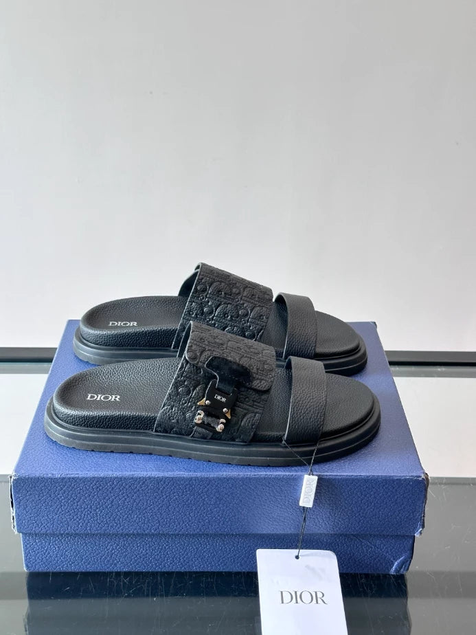 DIOR AQUA SLIDE – DS048