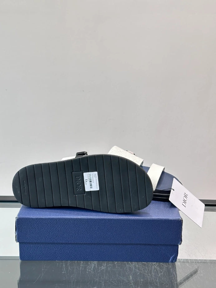 DIOR AQUA SLIDE – DS049