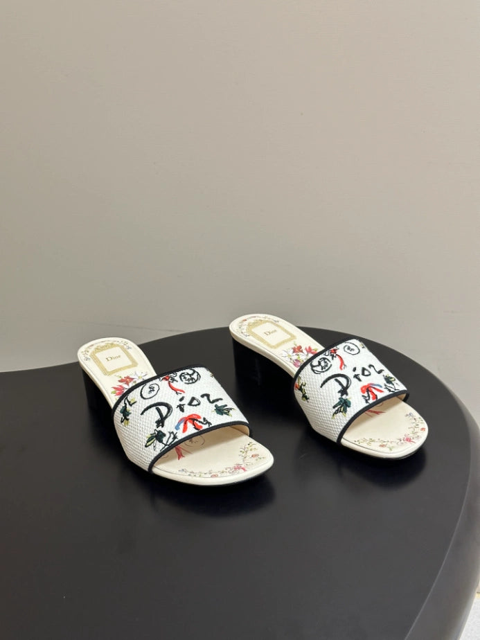DIOR DWAY HEELED SLIDE – DS040
