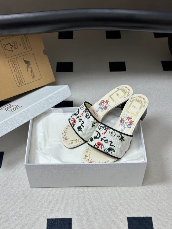 DIOR DWAY HEELED SLIDE – DS040