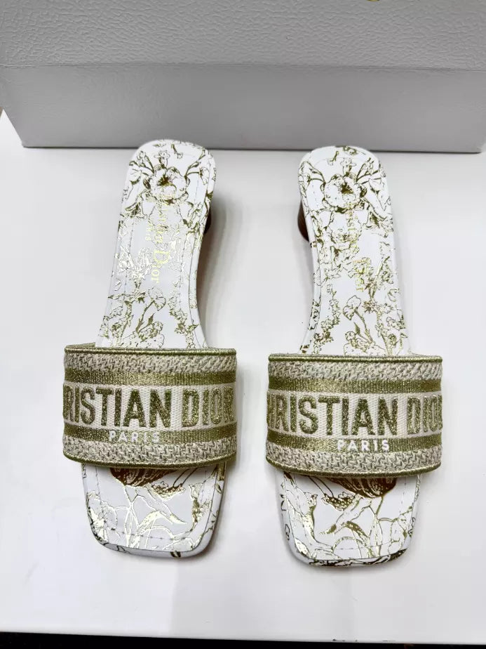 DIOR DWAY HEELED SLIDE – DS043
