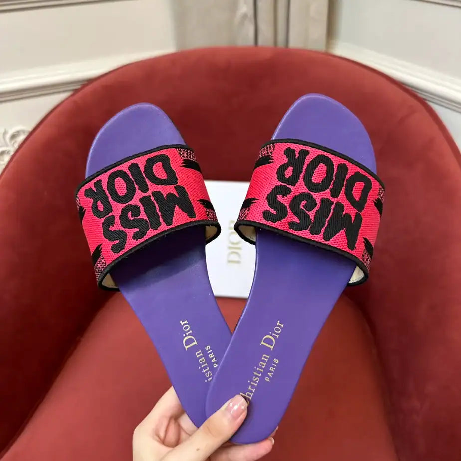 DIOR DWAY SLIDE – DS025