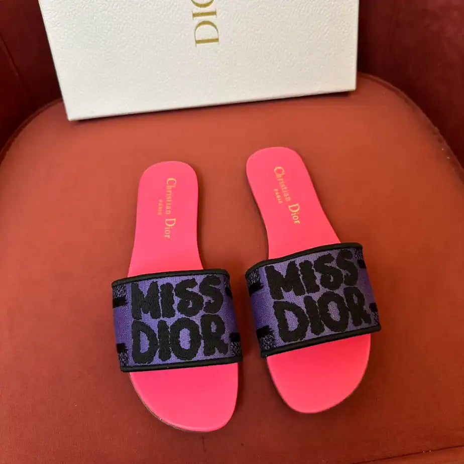 DIOR DWAY SLIDE – DS026