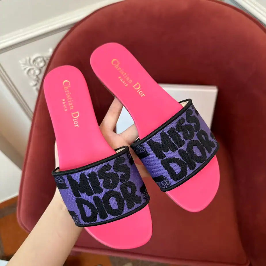 DIOR DWAY SLIDE – DS026