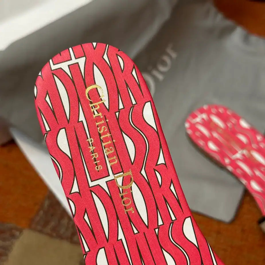 DIOR DWAY SLIDE – DS027