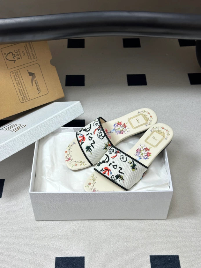DIOR DWAY SLIDE – DS035