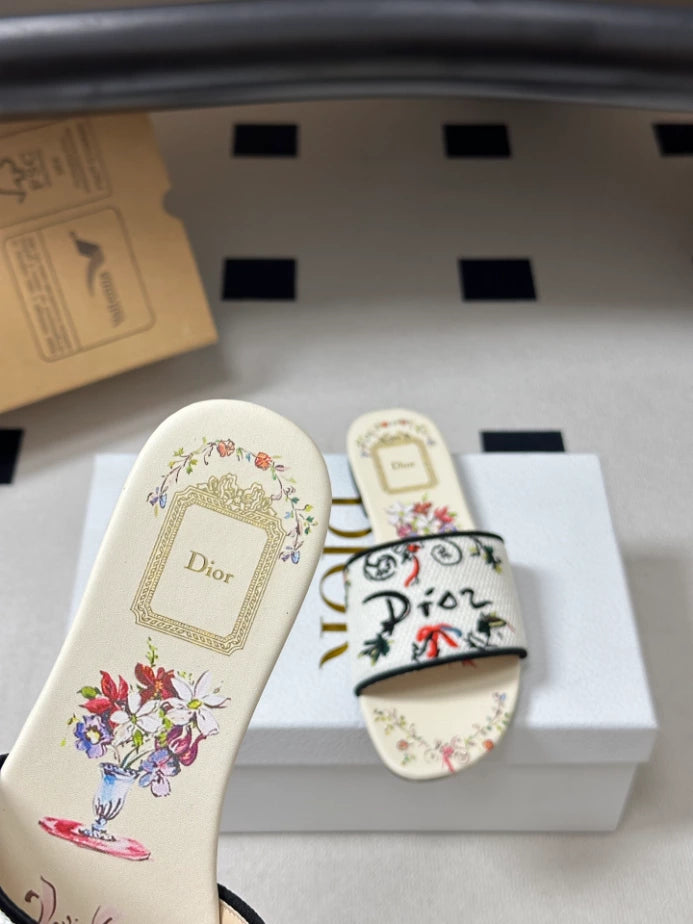 DIOR DWAY SLIDE – DS035