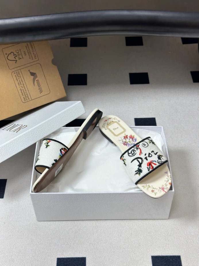 DIOR DWAY SLIDE – DS035