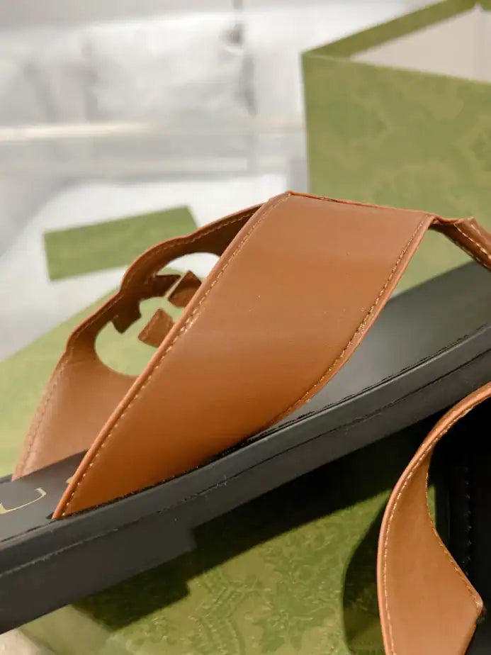 GUCCI MEN’S SLIDE SANDAL – GSL061