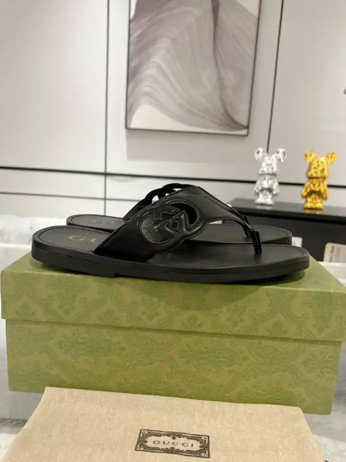 GUCCI MEN’S SLIDE SANDAL – GSL062