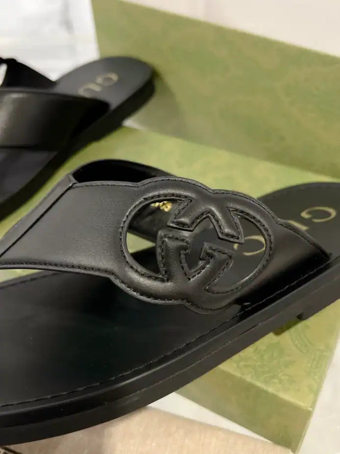 GUCCI MEN’S SLIDE SANDAL – GSL062