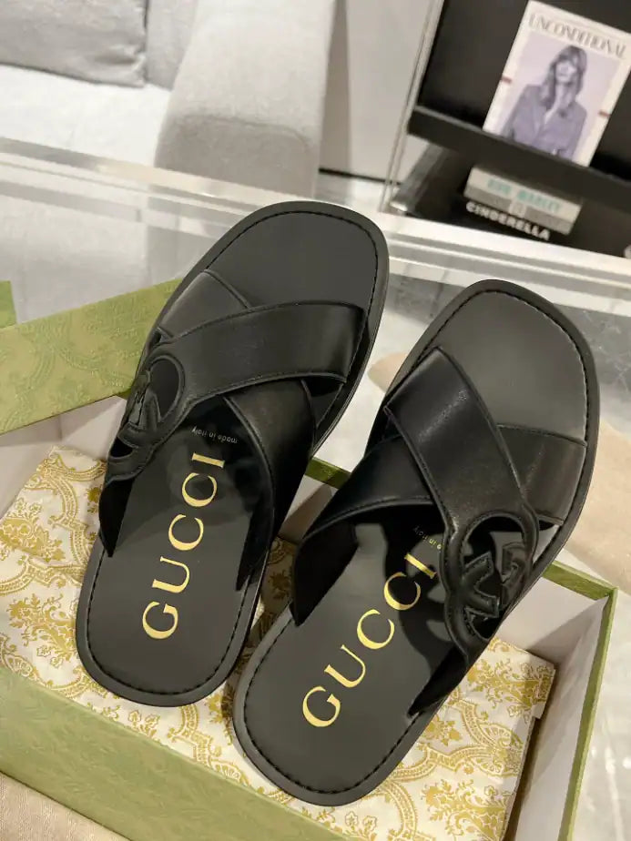 GUCCI MEN’S SLIDE SANDAL – GSL069