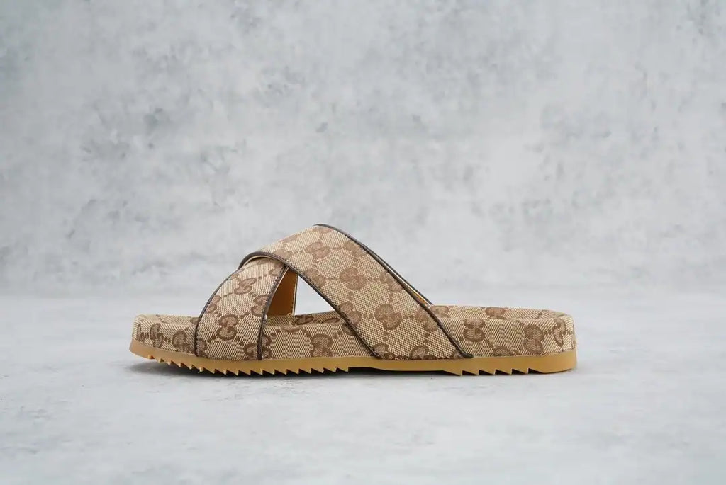 GUCCI MEN’S SLIDE SANDAL – GSL071