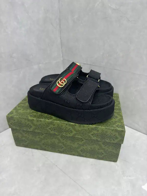 GUCCI SANDAL – GSL042