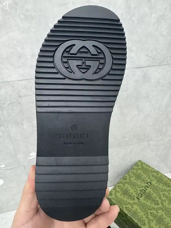 GUCCI SANDAL – GSL042