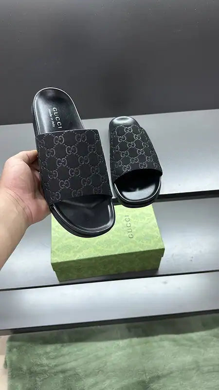 GUCCI SANDAL – GSL057