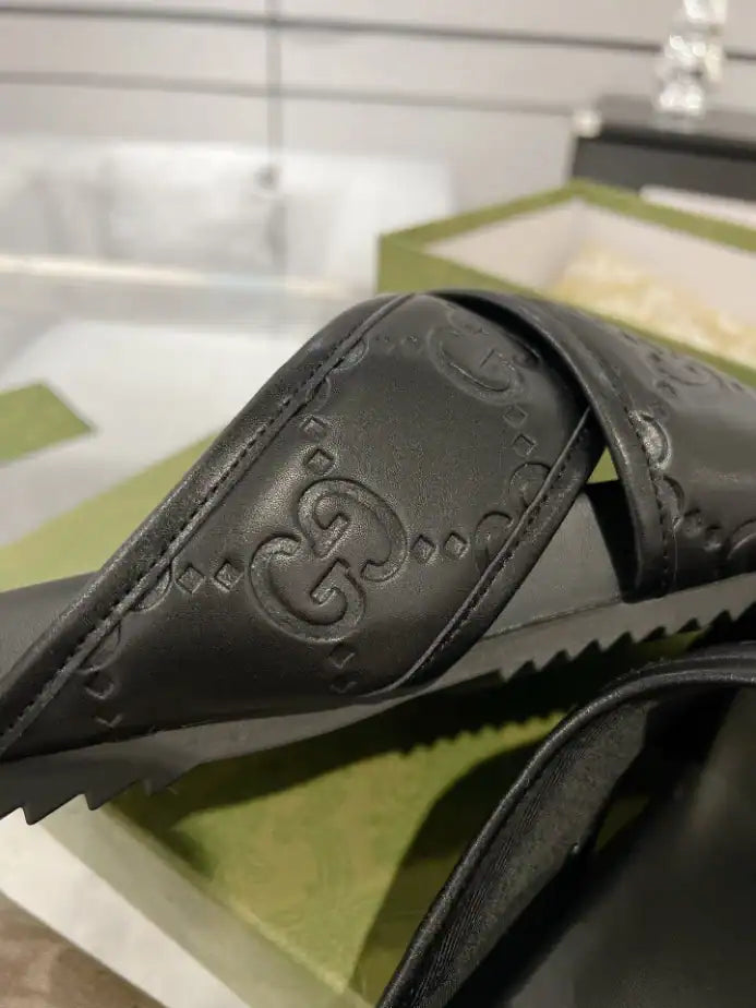 GUCCI SANDAL – GSL059