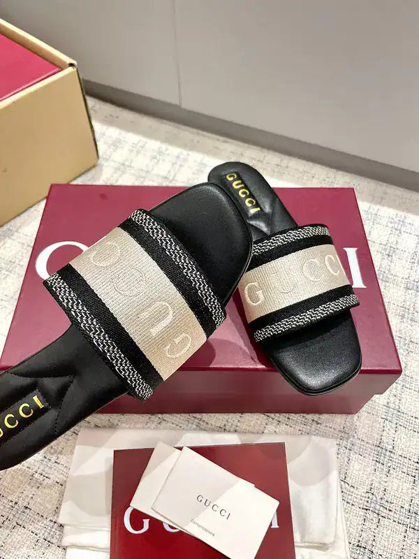 GUCCI WOMEN’S SLIDE SANDAL – GSL075