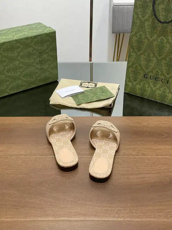 GUCCI WOMEN’S SLIDE SANDAL – GSL076