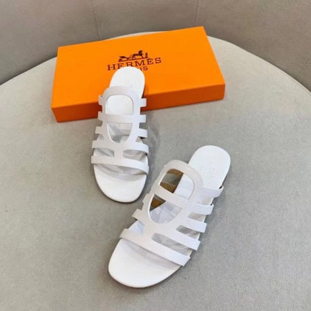 HERMES CAMELIA SLIDE SANDALS IN WHITE CALFSKIN – HMSD139