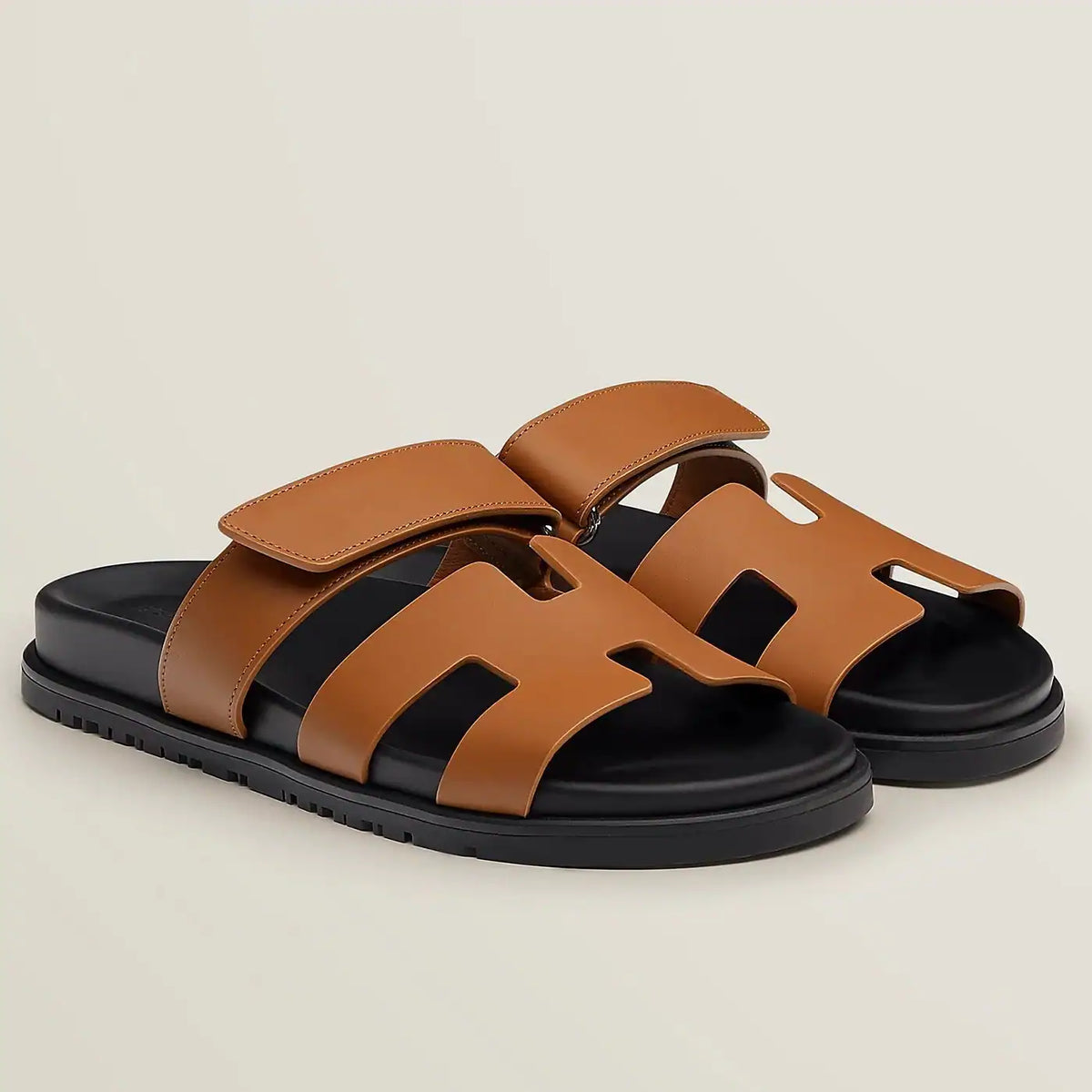 HERMES MEN’S CHYPRE SANDALS IN BROWN CALFSKIN – HMSD006