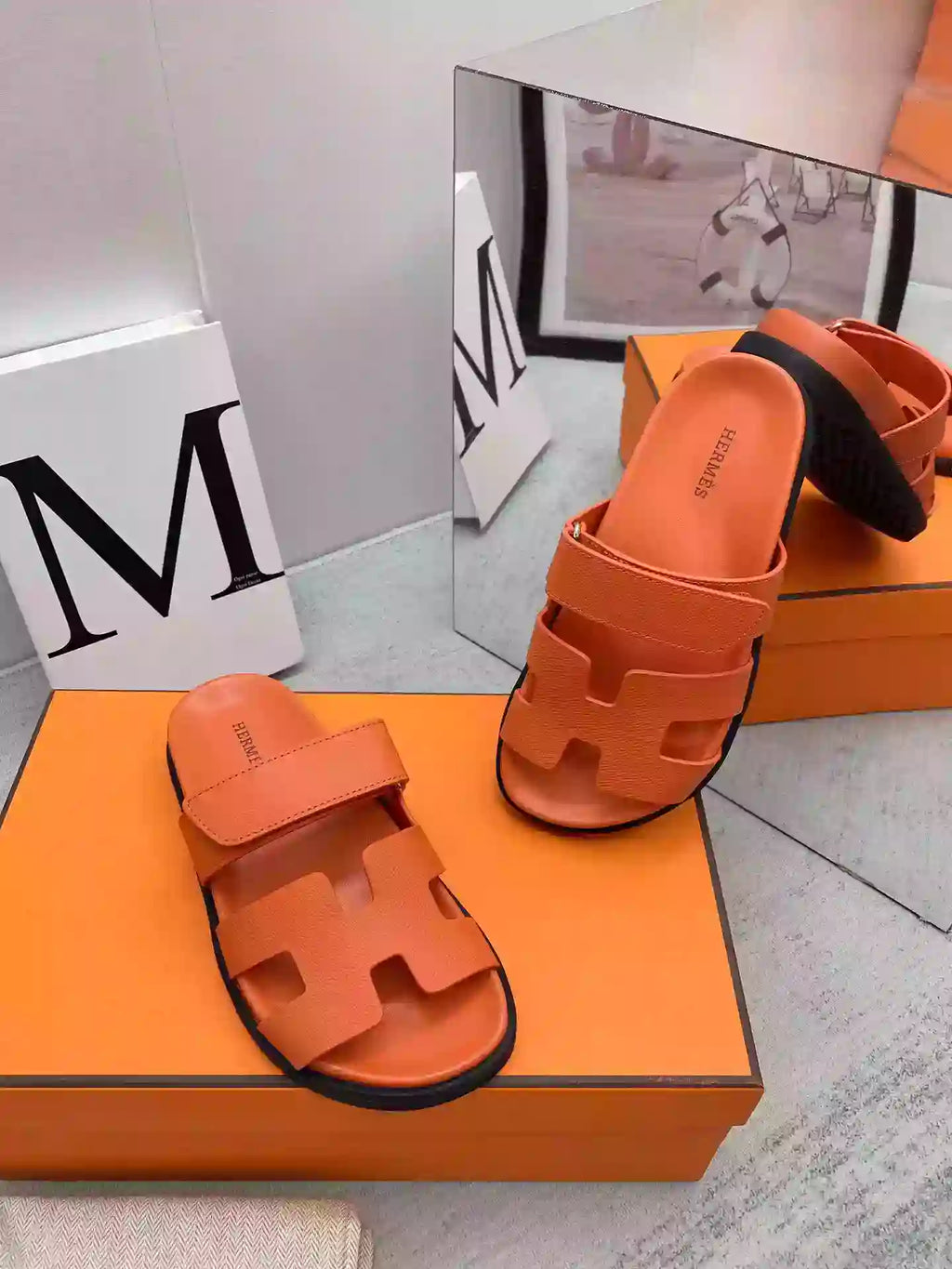 HERMES MEN’S CHYPRE SANDALS IN ORANGE EPSOM CALFSKI – HMSD001