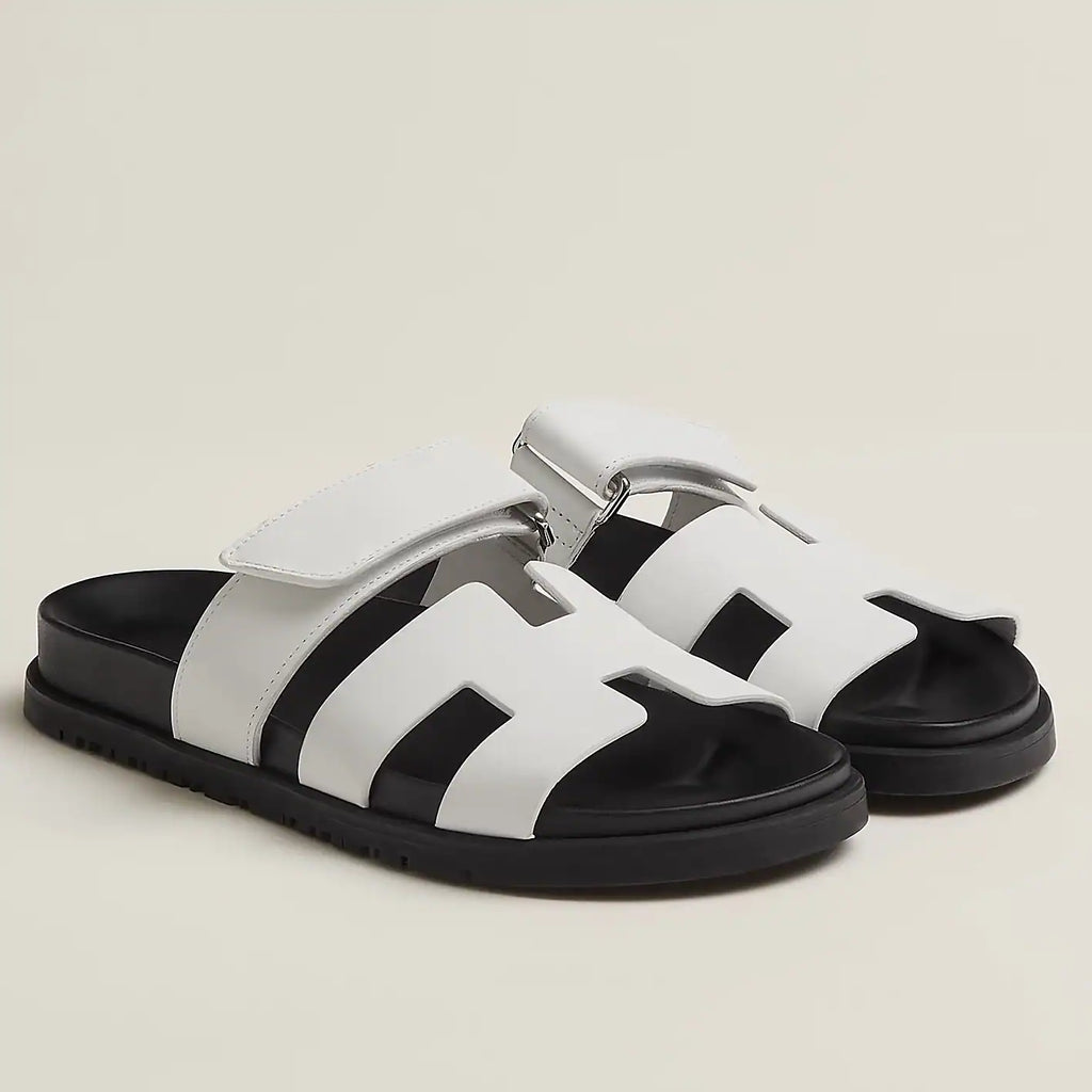 HERMES MEN’S CHYPRE SANDALS IN WHITE CALFSKIN – HMSD008