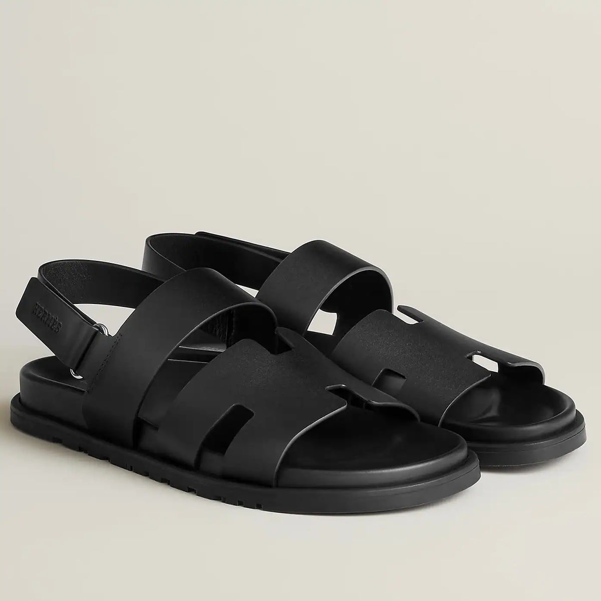 HERMES MEN’S GENIUS SANDALS IN BLACK CALFSKIN – HMSD003