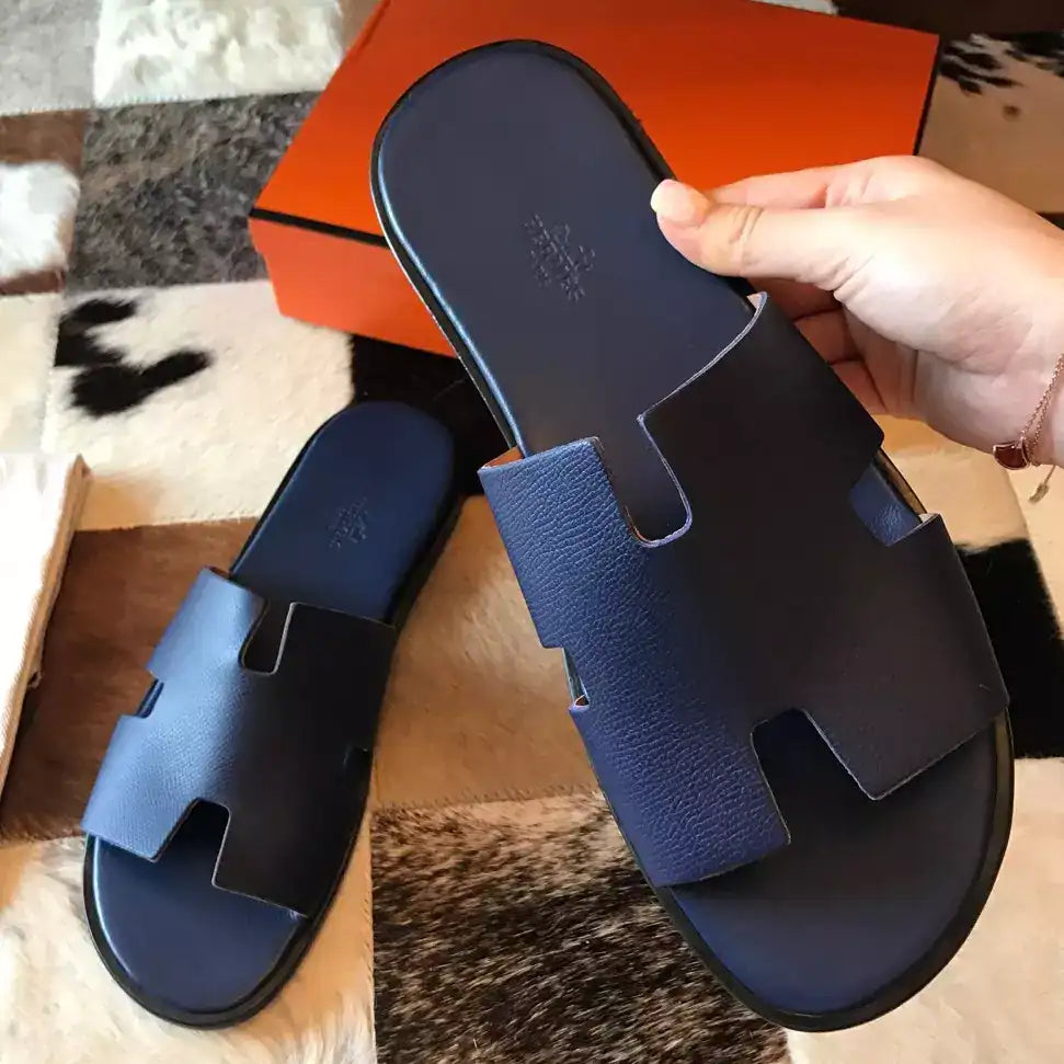 HERMES MEN’S IZMIR SANDALS IN BLUE SAPHIR EPSOM CALFSKIN – HMSD024