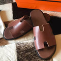 HERMES MEN’S IZMIR SANDALS IN BROWN SWIFT CALFSKIN – HMSD036