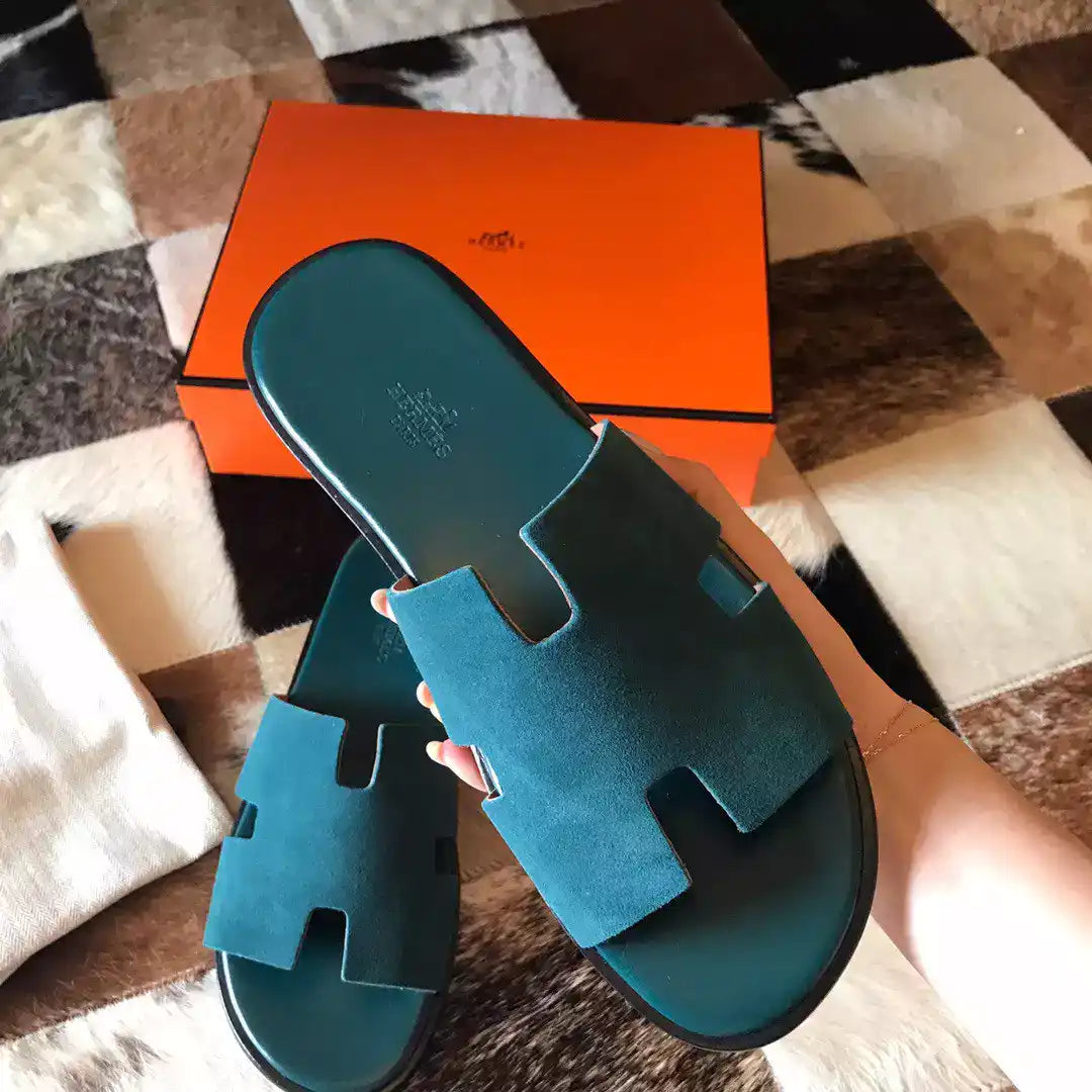 HERMES MEN’S IZMIR SANDALS IN GREEN SUEDE CALFSKIN – HMSD038