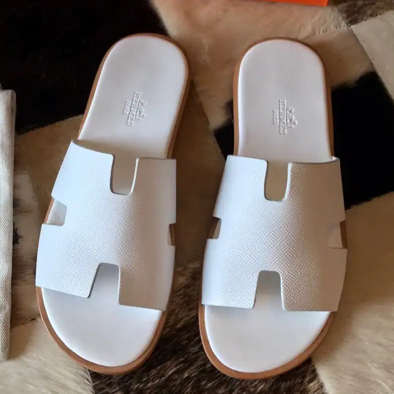 HERMES MEN’S IZMIR SANDALS IN WHITE EPSOM CALFSKIN – HMSD020