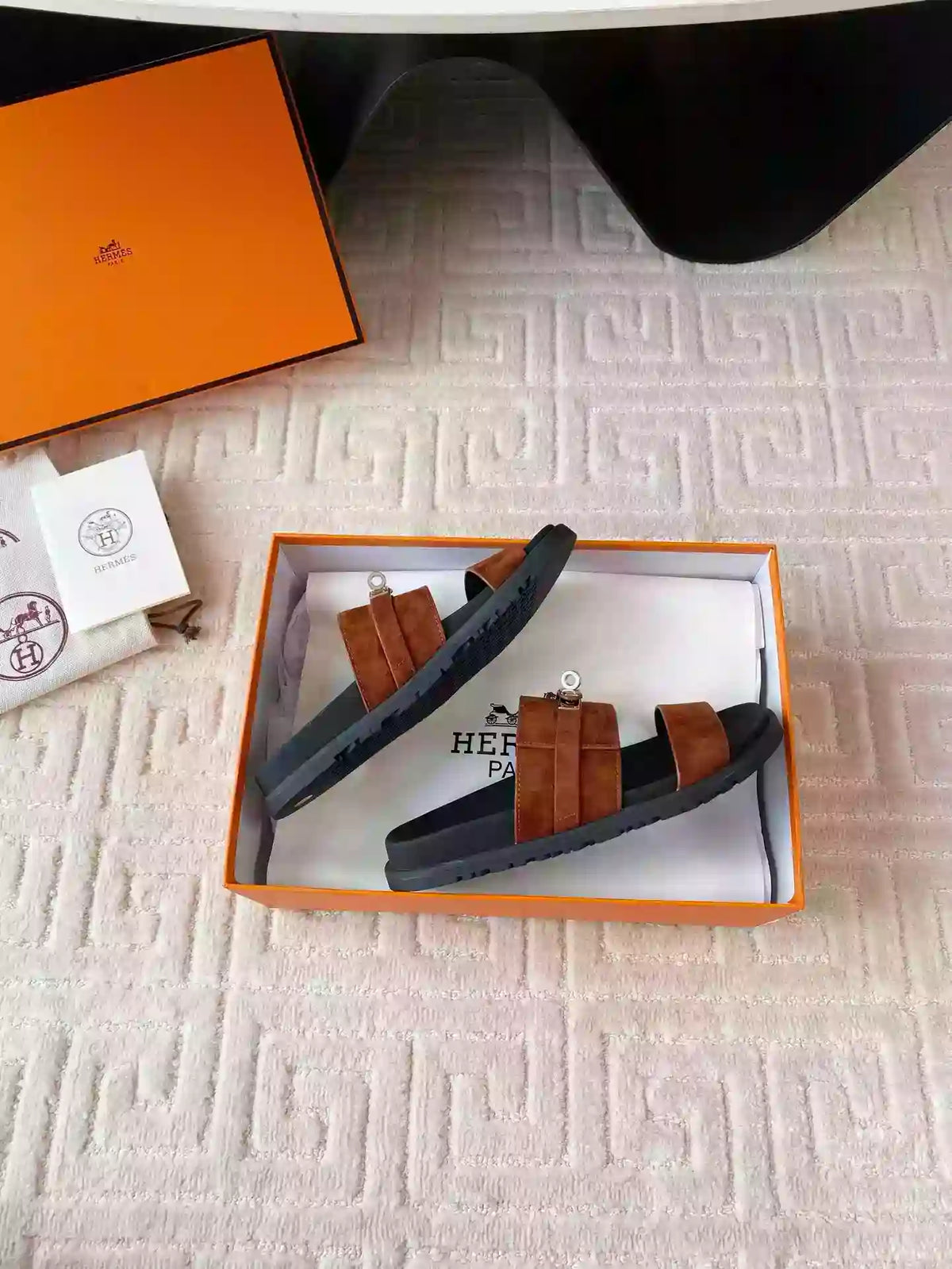 HERMES MEN’S JACKSON SANDAL IN BROWN SUEDE LEATHER – HMSD041