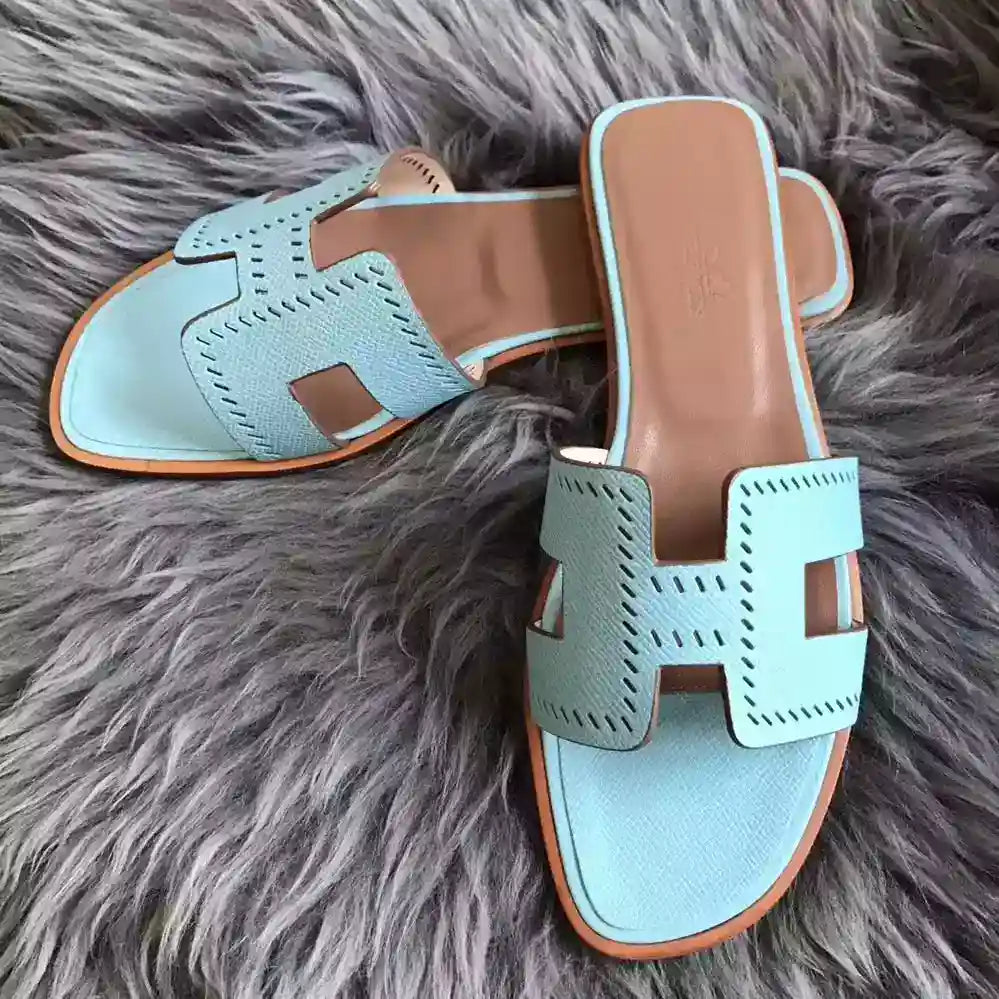 HERMES ORAN SLIDE SANDALS IN BLUE ATOLL EPSOM PERFORATED CALFSKIN – HMSD094