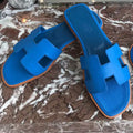 HERMES ORAN SLIDE SANDALS IN BLUE HYDRA EPSOM CALFSKIN – HMSD069