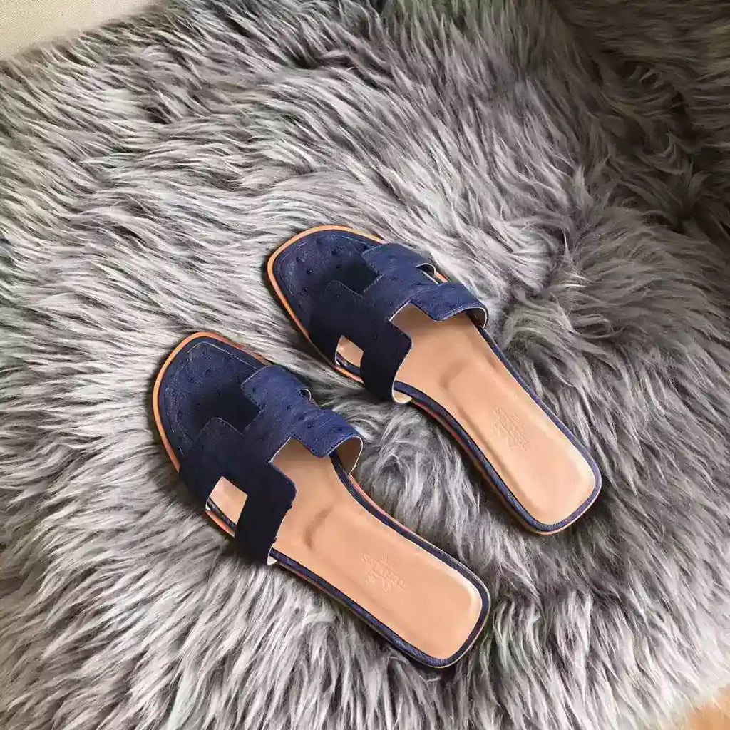 HERMES ORAN SLIDE SANDALS IN BLUE ROY OSTRICH LEATHER – HMSD076