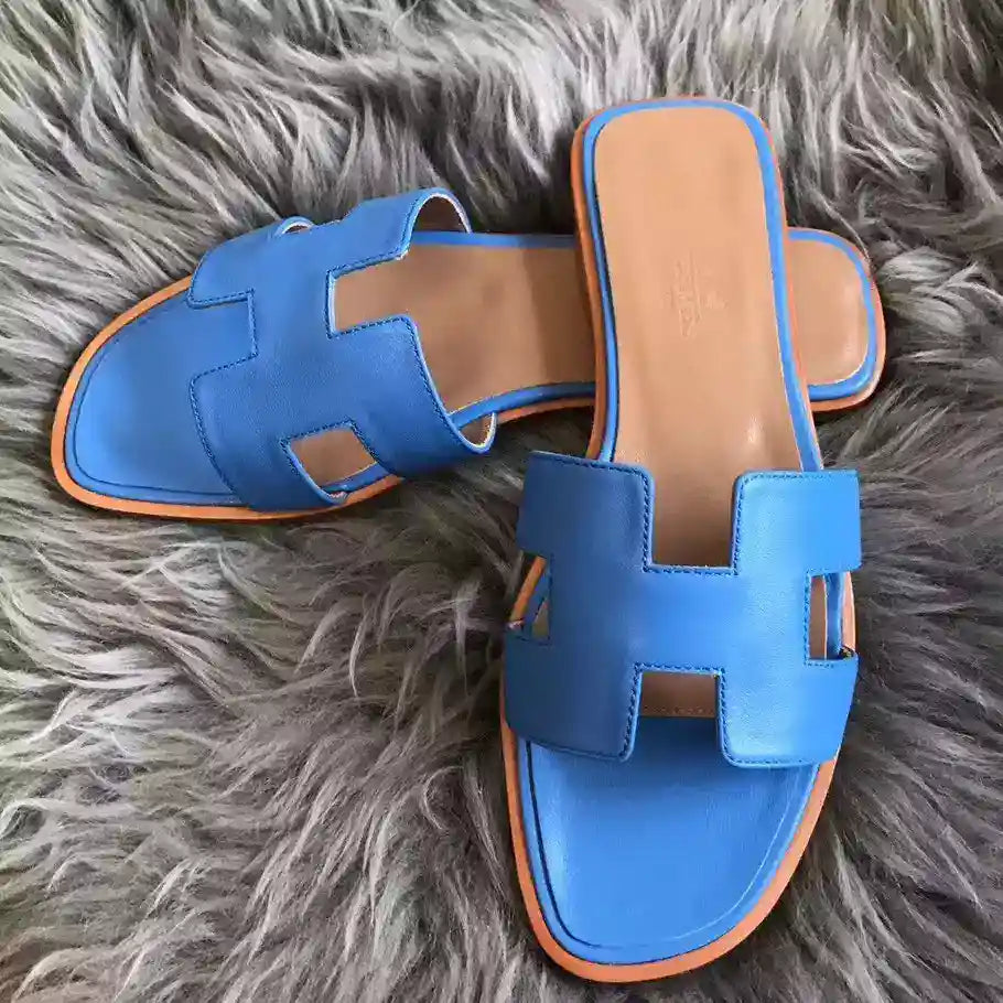 HERMES ORAN SLIDE SANDALS IN BLUE SWIFT CALFSKIN – HMSD124