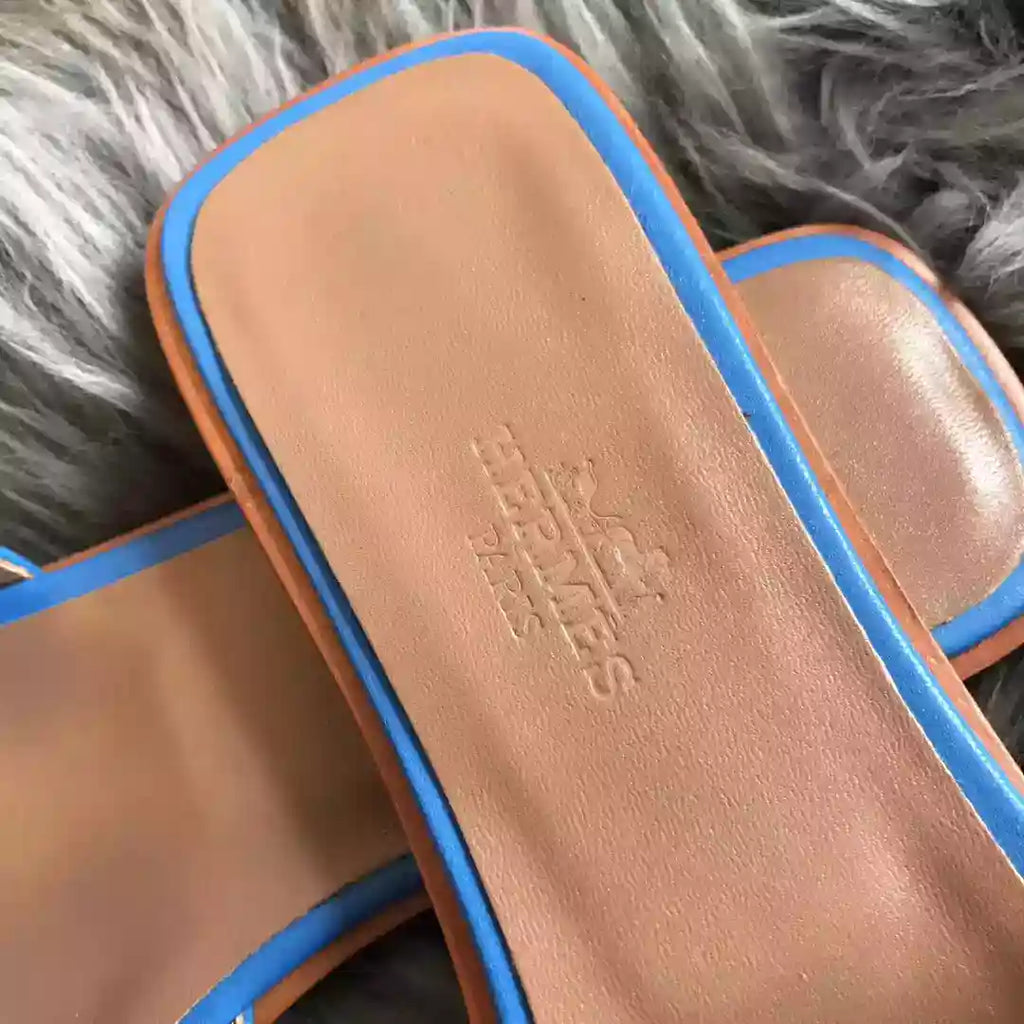 HERMES ORAN SLIDE SANDALS IN BLUE SWIFT CALFSKIN – HMSD124