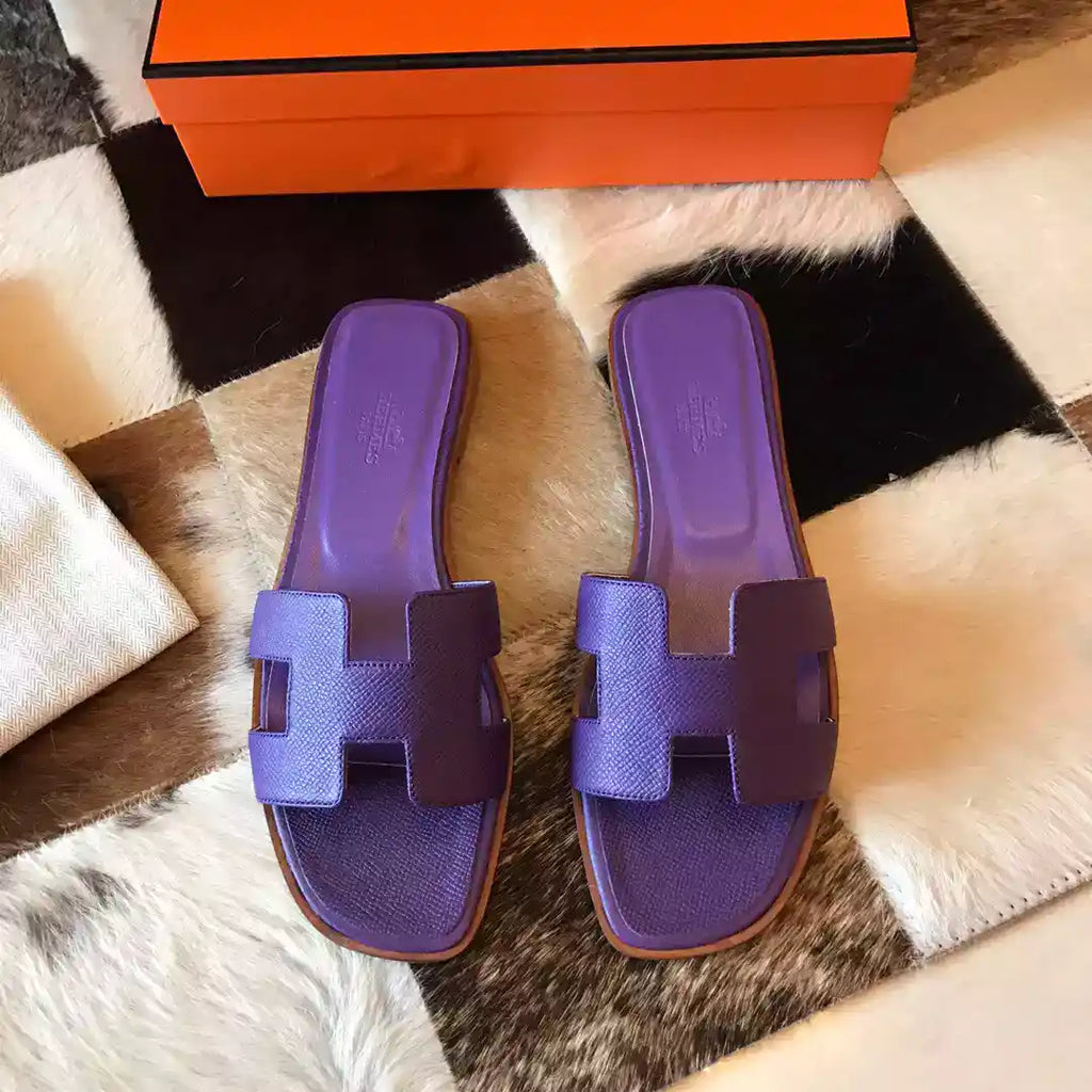 HERMES ORAN SLIDE SANDALS IN CROCUS EPSOM CALFSKIN – HMSD072