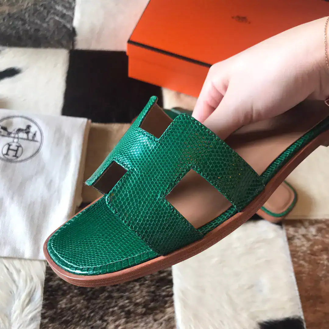 HERMES ORAN SLIDE SANDALS IN GREEN LIZARD LEATHER – HMSD110