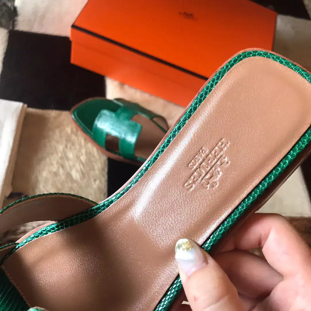 HERMES ORAN SLIDE SANDALS IN GREEN LIZARD LEATHER – HMSD110