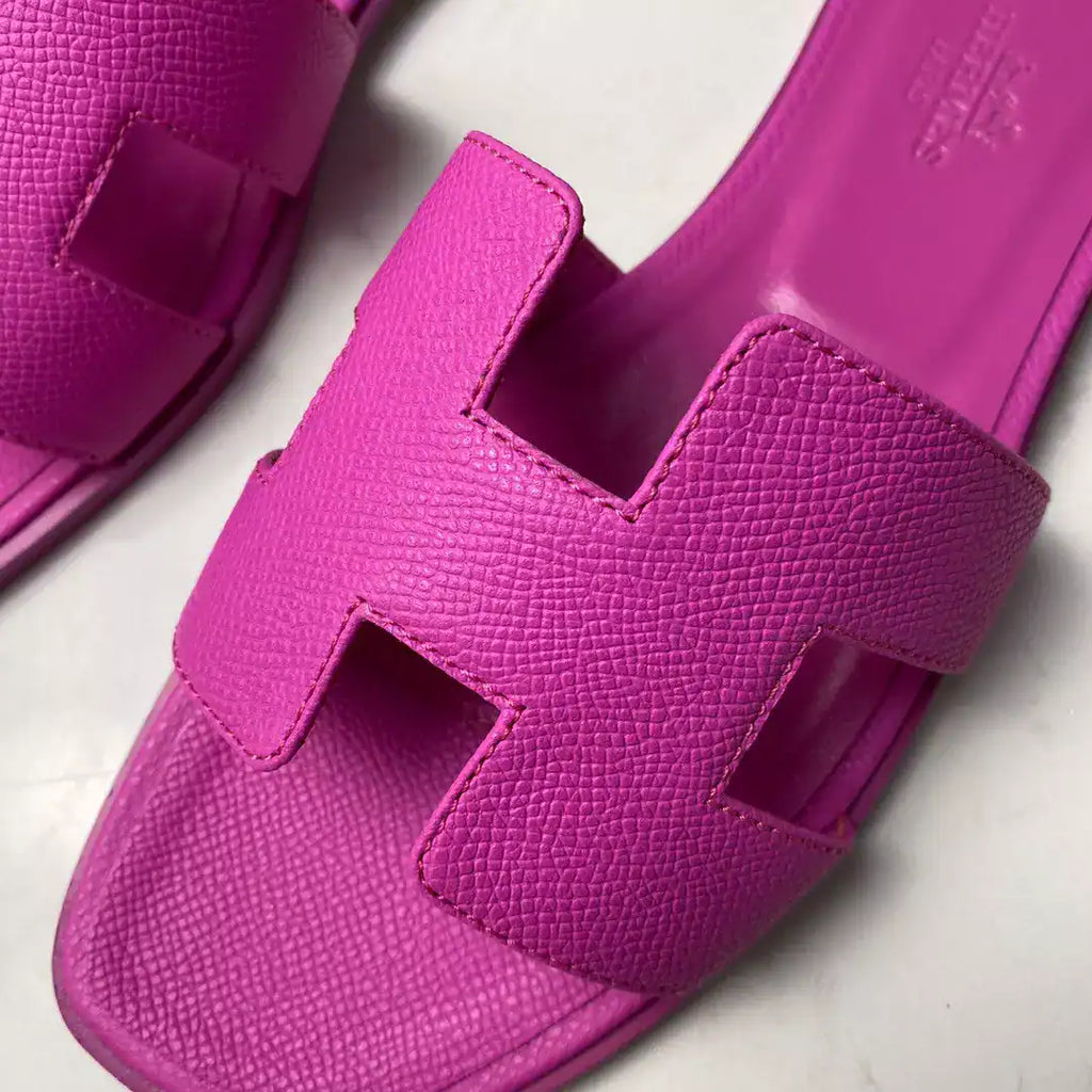 HERMES ORAN SLIDE SANDALS IN MAGNOLIA EPSOM CALFSKIN – HMSD081