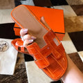 HERMES ORAN SLIDE SANDALS IN ORANGE SHINY NILOTICUS CROCODILE SKIN – HMSD051