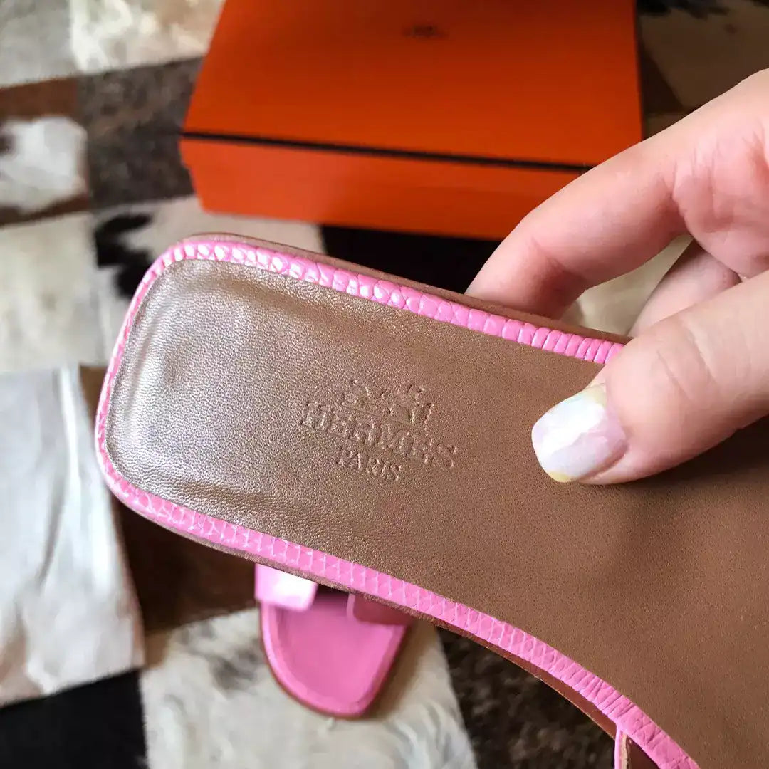 HERMES ORAN SLIDE SANDALS IN PINK LIZARD LEATHER – HMSD113