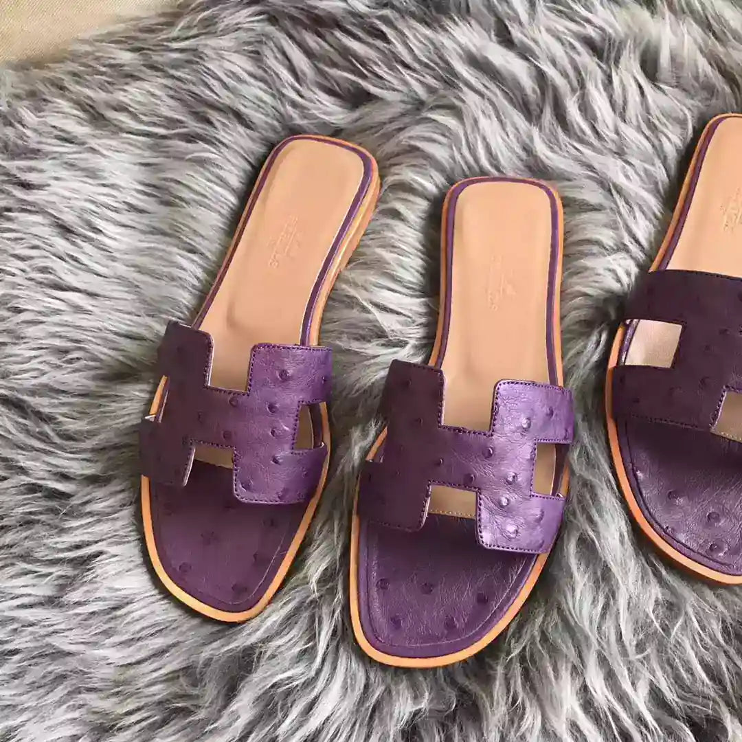 HERMES ORAN SLIDE SANDALS IN PURPLE OSTRICH LEATHER – HMSD079
