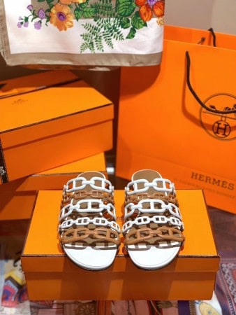 HERMES THALASSA SLIDE SANDALS IN BROWN/WHITE LAMBSKIN – HMSD136