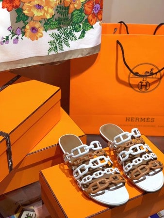 HERMES THALASSA SLIDE SANDALS IN BROWN/WHITE LAMBSKIN – HMSD136