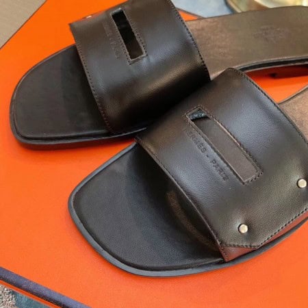 HERMES VIEW SLIDE SANDALS IN BLACK LEATHER – HMSD131